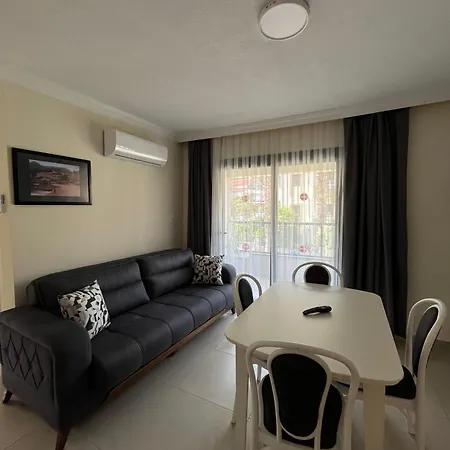 Goezdem Aparthotel 4*