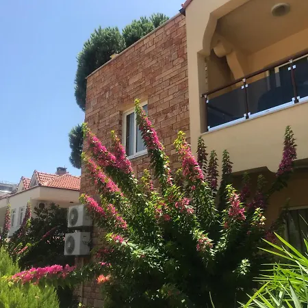 Goezdem Aparthotel *